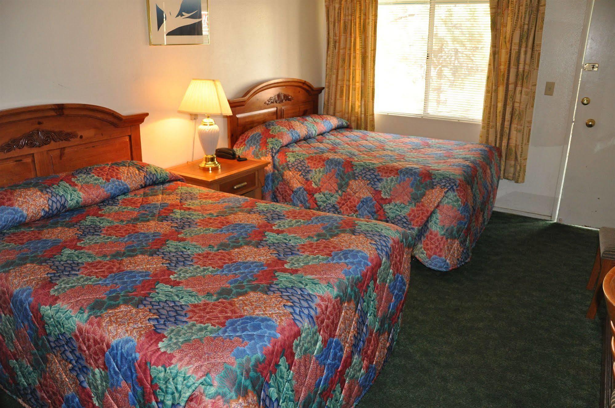 Cedar Inn&Suites South Lake Tahoe Extérieur photo