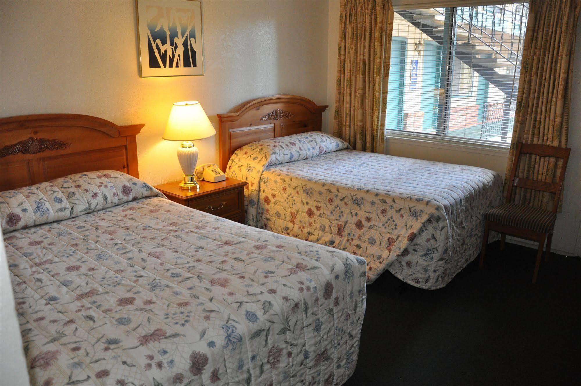 Cedar Inn&Suites South Lake Tahoe Extérieur photo