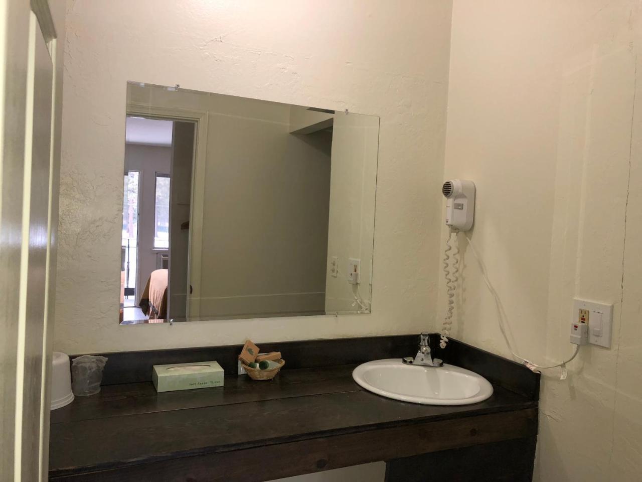 Cedar Inn&Suites South Lake Tahoe Extérieur photo
